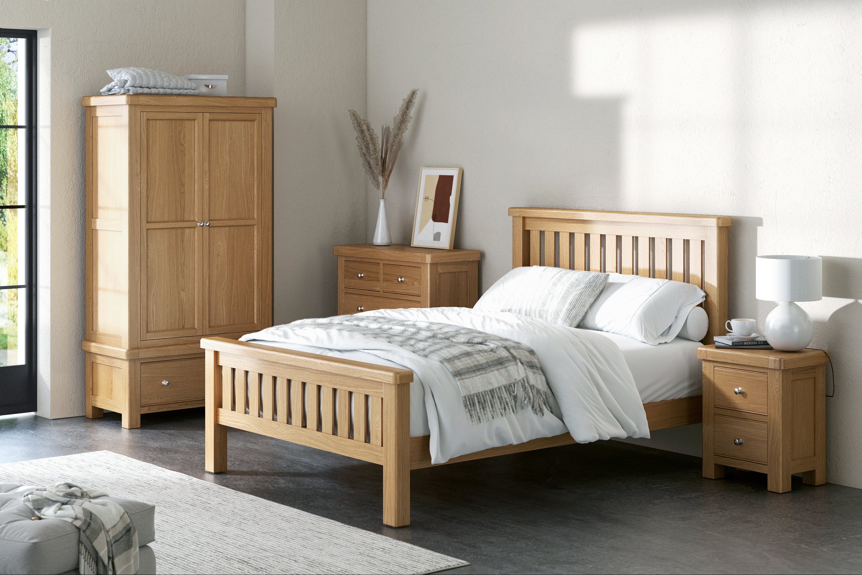 Newborough Oak - Bedroom
